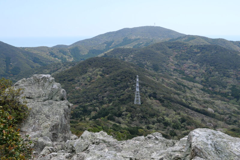 弁当岩から大山を望む