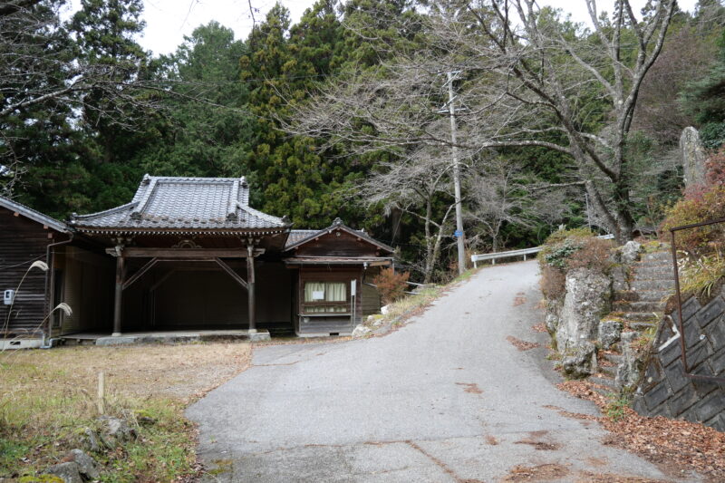 花祭舞場