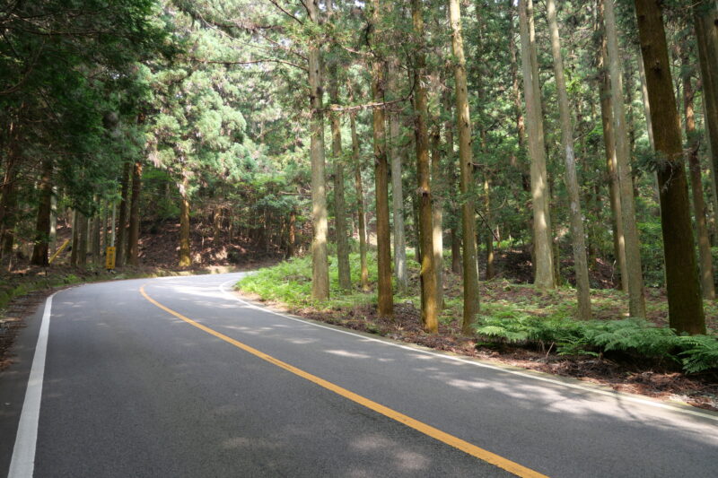 千万町坂を登る